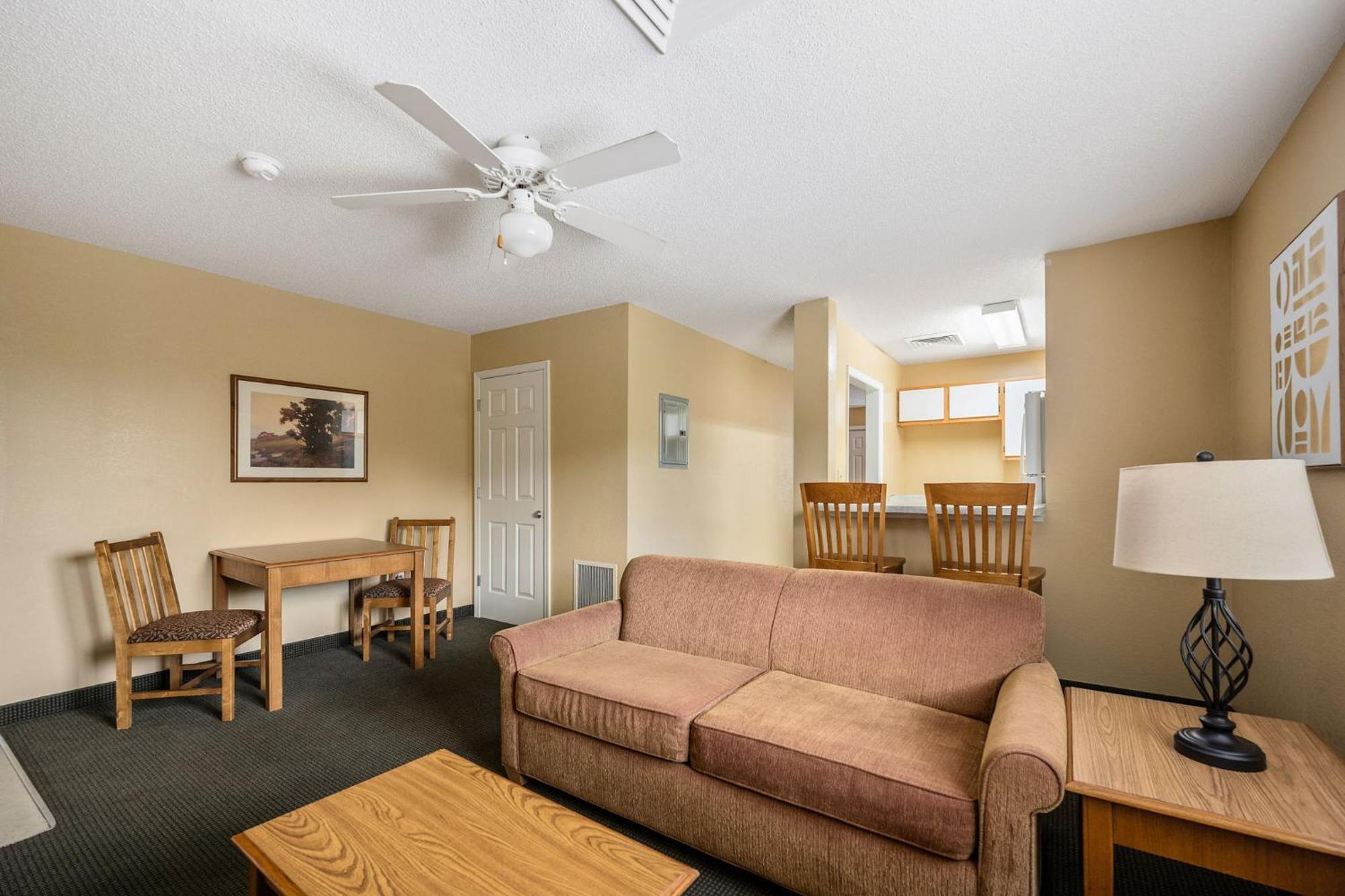 Affordable Suites Wilson Kültér fotó